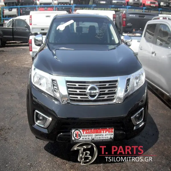 Καμπίνα Nissan Navara NP300 2013–2018 — Double cab · 4×4 · Μαύρο