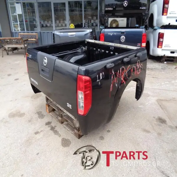 Καρότσα Nissan Navara D40 2005–2010 — Double cab · 4×4 · Μαύρο