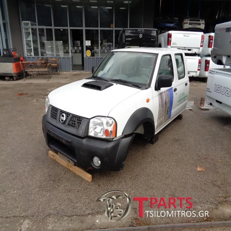Καμπίνα Nissan Navara NP300 2007–2012 — φωτογραφία 1